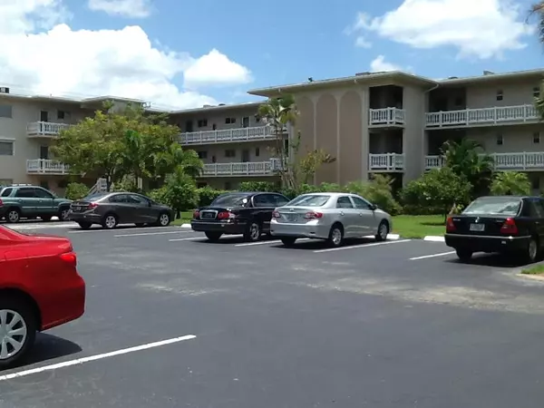 2811 S Garden DR 210, Lake Worth, FL 33461