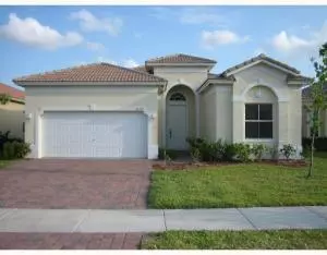 6121 Spring Lake TER, Fort Pierce, FL 34951