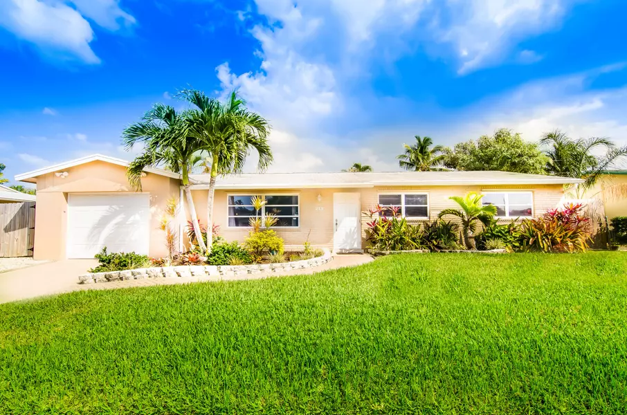 213 E Circle, Jupiter, FL 33458