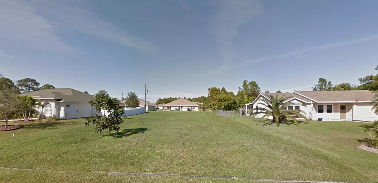 195 SW Starfish Av AVE, Port Saint Lucie, FL 34953