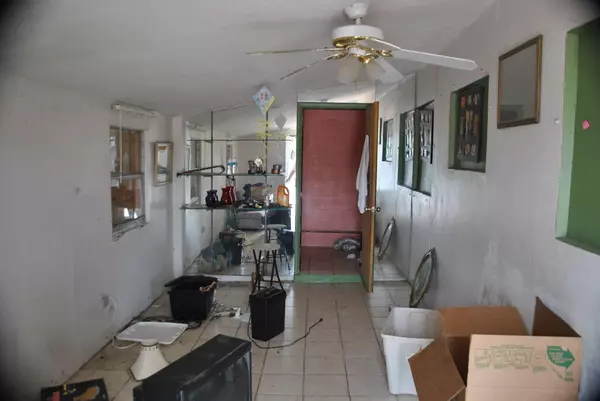 Riviera Beach, FL 33404,1080 W 27th ST