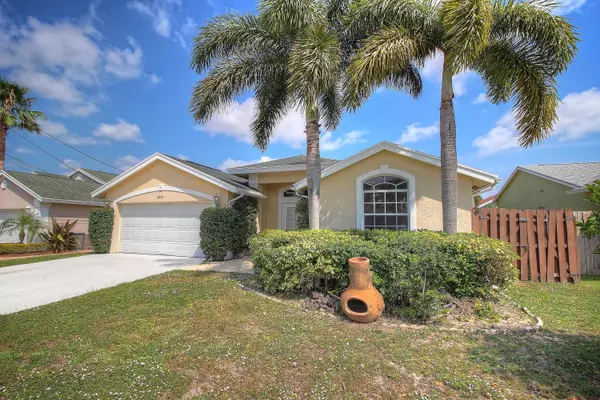 Jupiter, FL 33458,6359 Dania ST