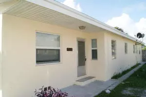 501 S E ST, Lake Worth, FL 33460