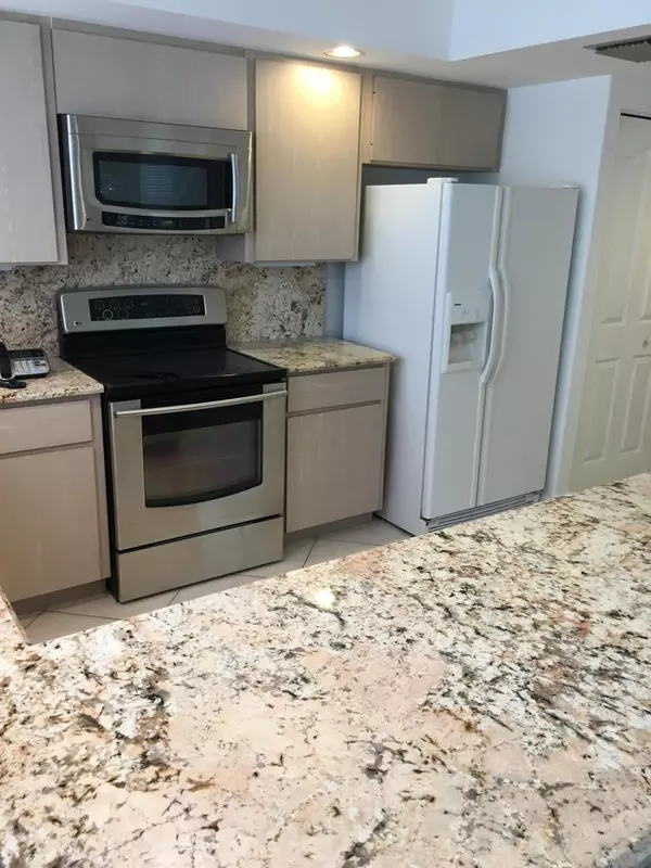 Lake Clarke Shores, FL 33406,8121 Northboro CT 21d