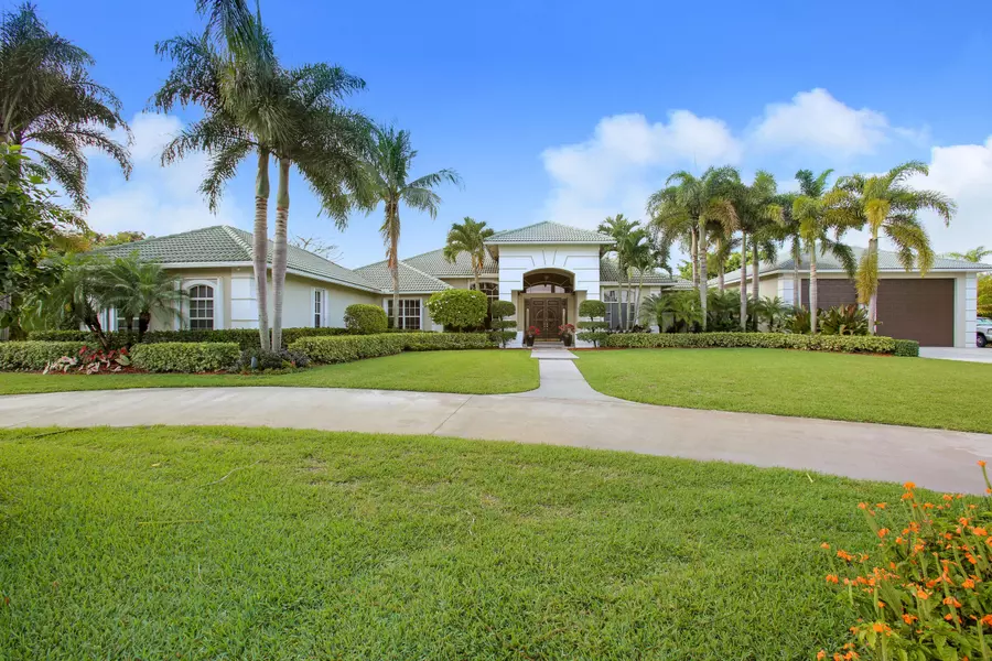 14439 Draft Horse LN, Wellington, FL 33414