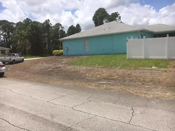 Port Saint Lucie, FL 34953,3391 SW Espanola ST