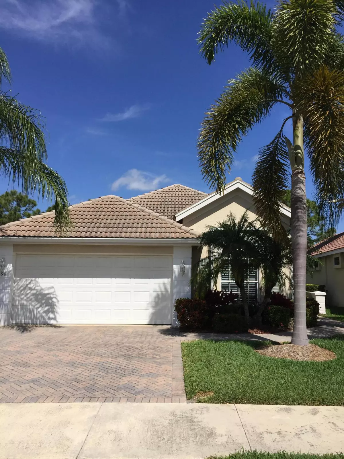 Port Saint Lucie, FL 34986,890 SW Munjack CIR