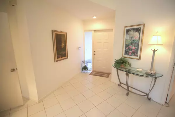 Boca Raton, FL 33486,23273 Water CIR