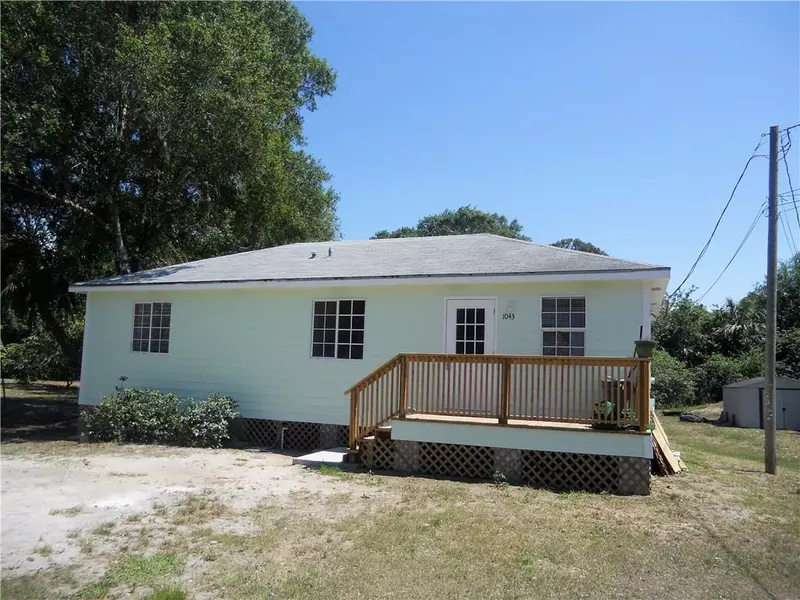 1043 State ST, Fellsmere, FL 32948