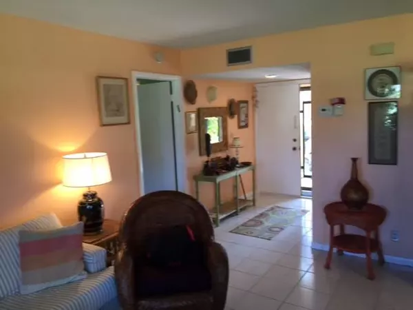 Delray Beach, FL 33484,5640 Spindle Palm CT A