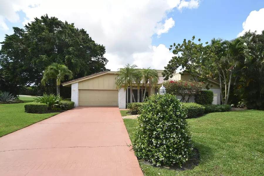 635 E Lakewoode CIR, Delray Beach, FL 33445