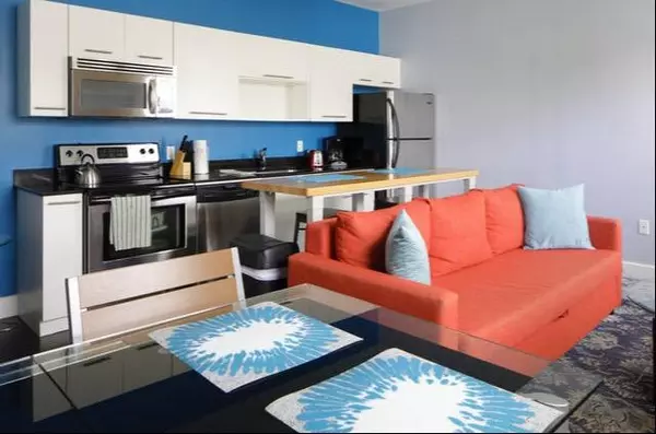 Miami Beach, FL 33141,7734 Abbott AVE 104