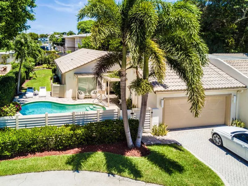 892 Camino Gardens LN, Boca Raton, FL 33432