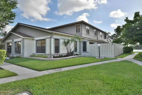 4427 Willow Pond RD D, West Palm Beach, FL 33417