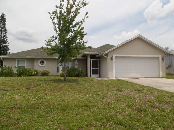 2409 SW Falcon CIR, Port Saint Lucie, FL 34953