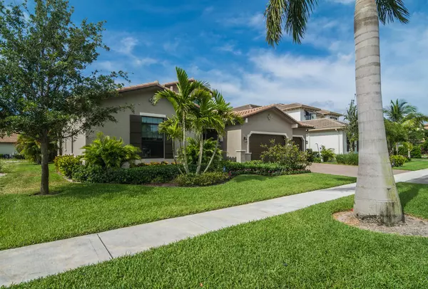 Boca Raton, FL 33496,9074 Pintura WAY