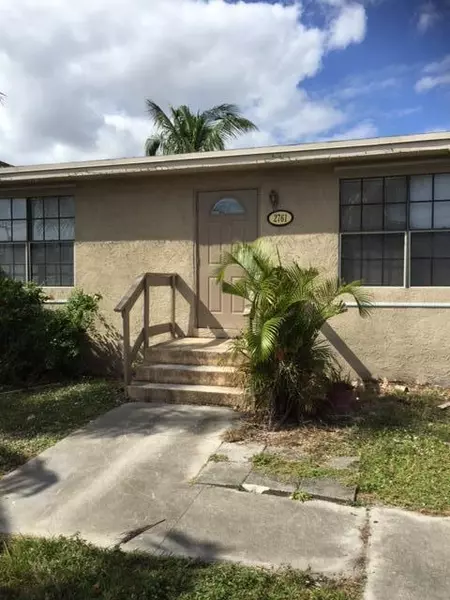 2761 N Seacrest BLVD, Boynton Beach, FL 33435