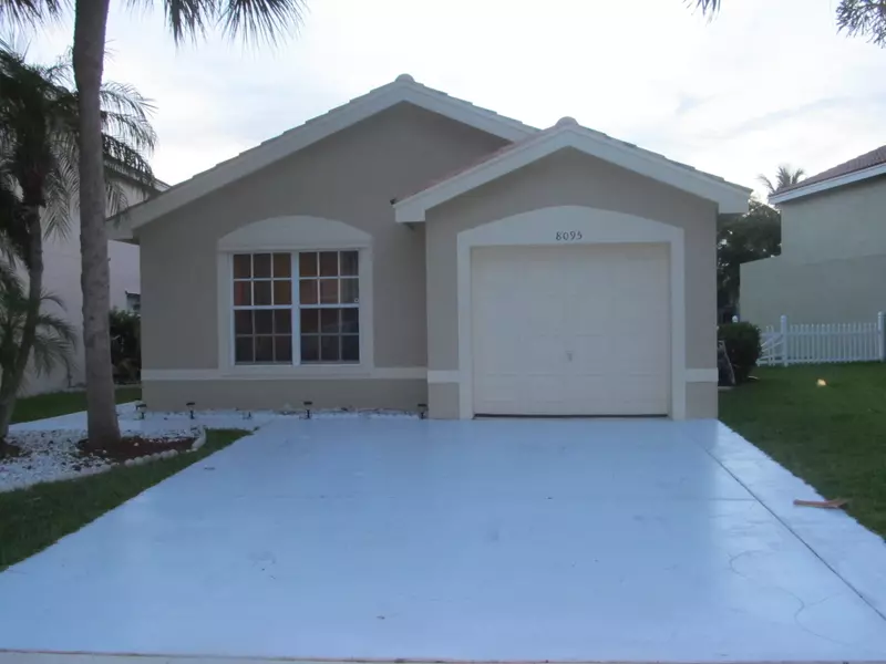 8095 Red Reef LN, Boynton Beach, FL 33436