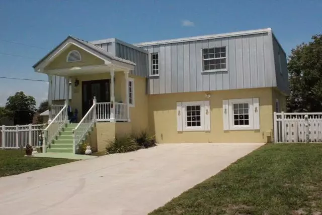 Lake Worth, FL 33462,6677 Florida DR