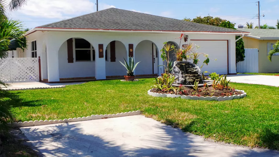 2716 Holly RD, West Palm Beach, FL 33406