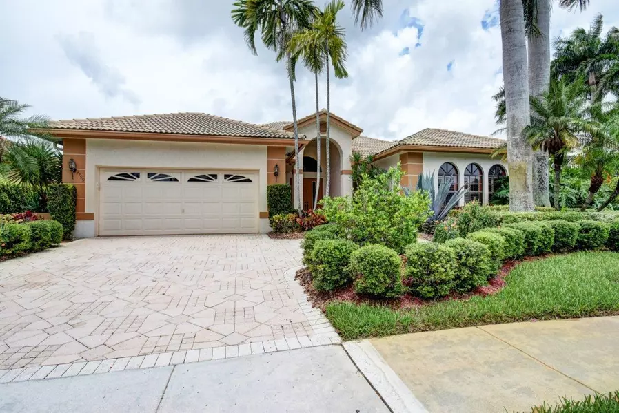 7799 La Corniche CIR, Boca Raton, FL 33433