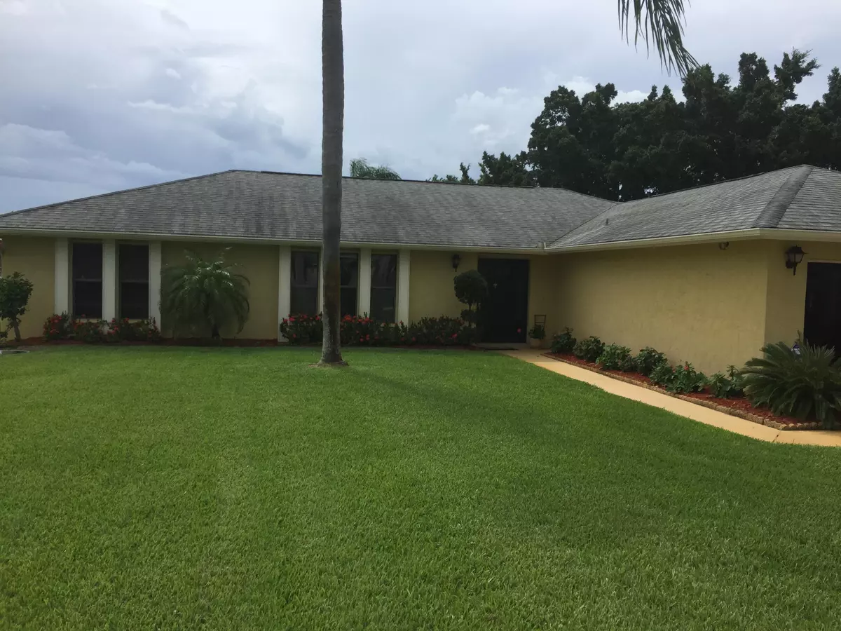 Port Saint Lucie, FL 34953,613 SW Millard DR