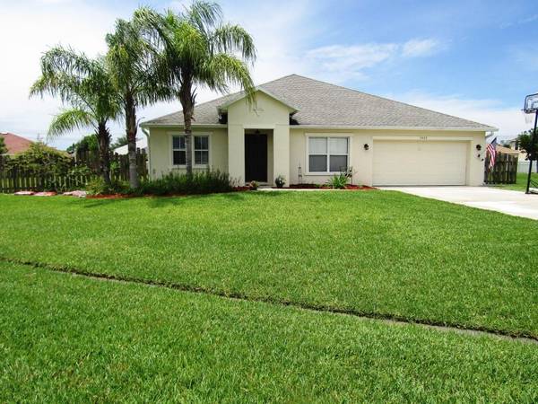 5922 NW Brianna CT, Port Saint Lucie, FL 34986