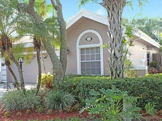 224 W Canterbury DR, Palm Beach Gardens, FL 33418