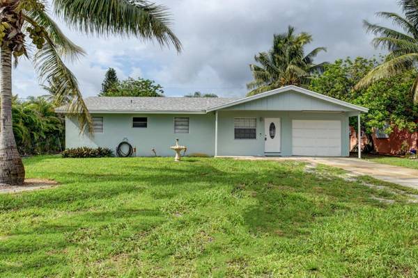 2686 Floral RD, Lake Worth, FL 33462