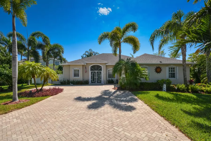 2331 NW Windemere DR, Jensen Beach, FL 34957