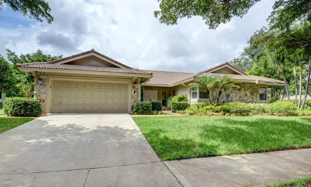 2298 NW 39th DR, Boca Raton, FL 33431