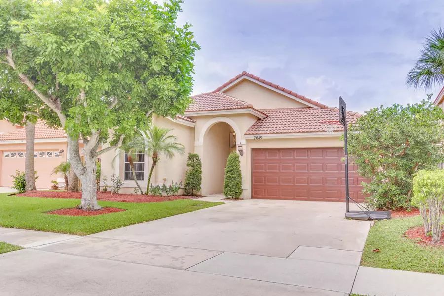 7689 Hoffy CIR, Lake Worth, FL 33467