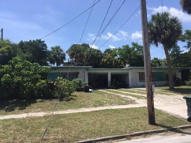 1010 Chipola RD, Fort Pierce, FL 34950