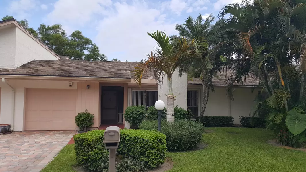 6994 Quince LN, Lake Worth, FL 33467