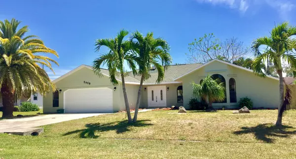 2458 SE Renick AVE, Port Saint Lucie, FL 34952