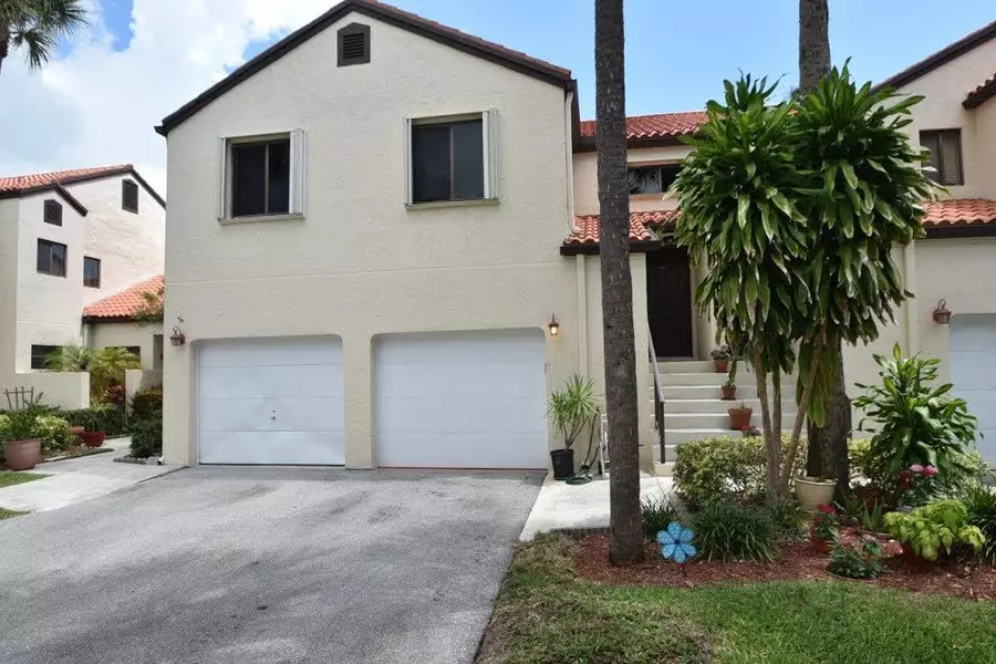 23 Via De Casas Sur 203, Boynton Beach, FL 33426