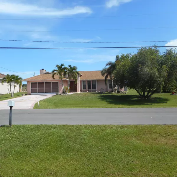 Port Saint Lucie, FL 34952,2738 SE South Blackwell DR 2738