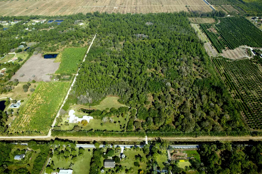 000 N RD, Loxahatchee Groves, FL 33470