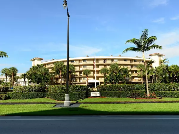 3605 S Ocean BLVD 115, South Palm Beach, FL 33480