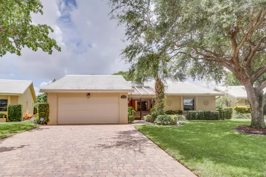 22348 W Cameo DR, Boca Raton, FL 33433