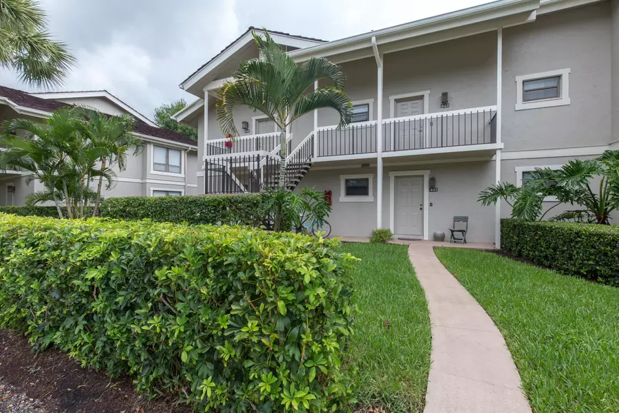 11863 Wimbledon CIR 500/501, Wellington, FL 33414