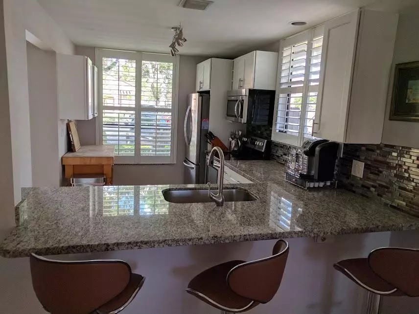 Boca Raton, FL 33486,5776 Fox Hollow DR A