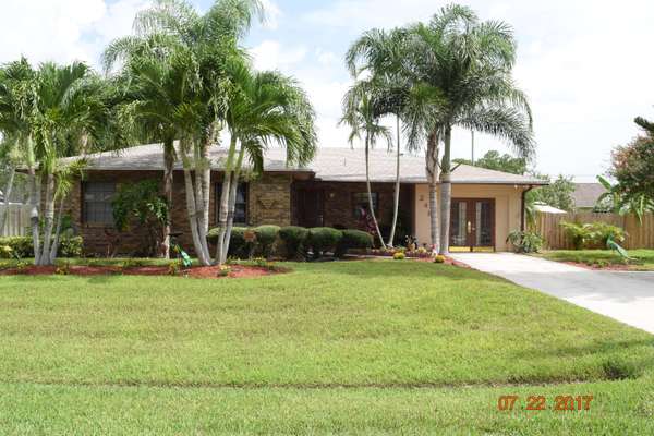 248 SE Eyerly AVE, Port Saint Lucie, FL 34983