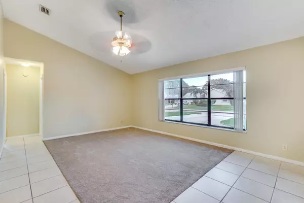 Lake Worth, FL 33467,8185 Chatuga CT