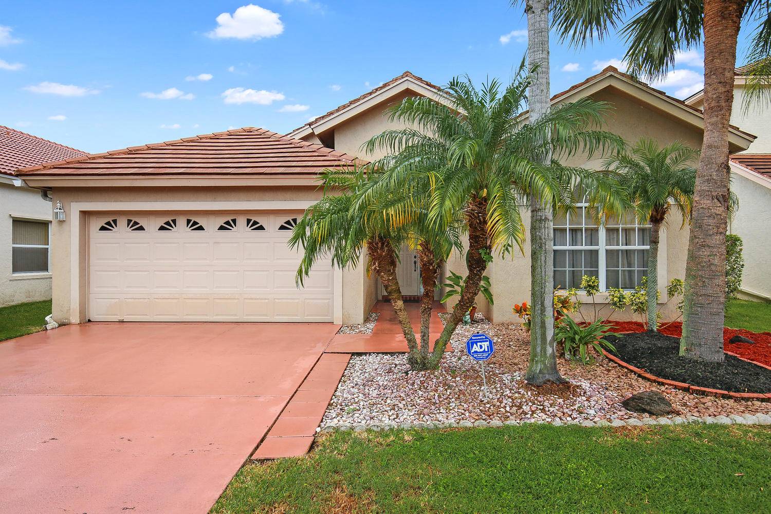 21910 Philmont CT, Boca Raton, FL 33428
