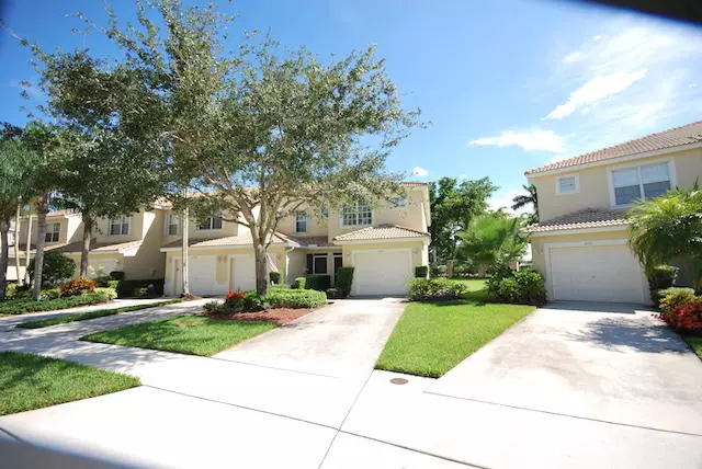 8131 Bellagio LN, Boynton Beach, FL 33472