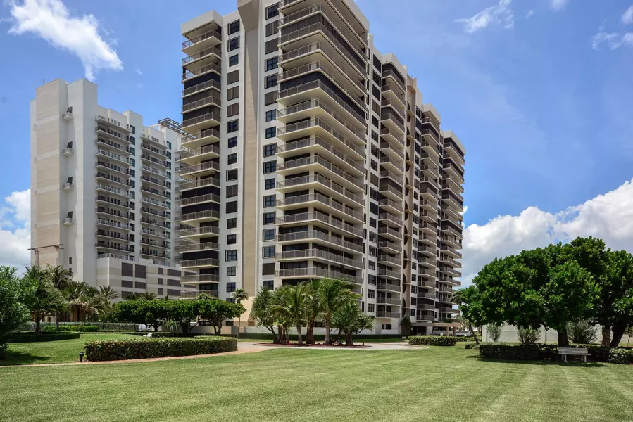 3400 N Ocean DR 203, Singer Island, FL 33404