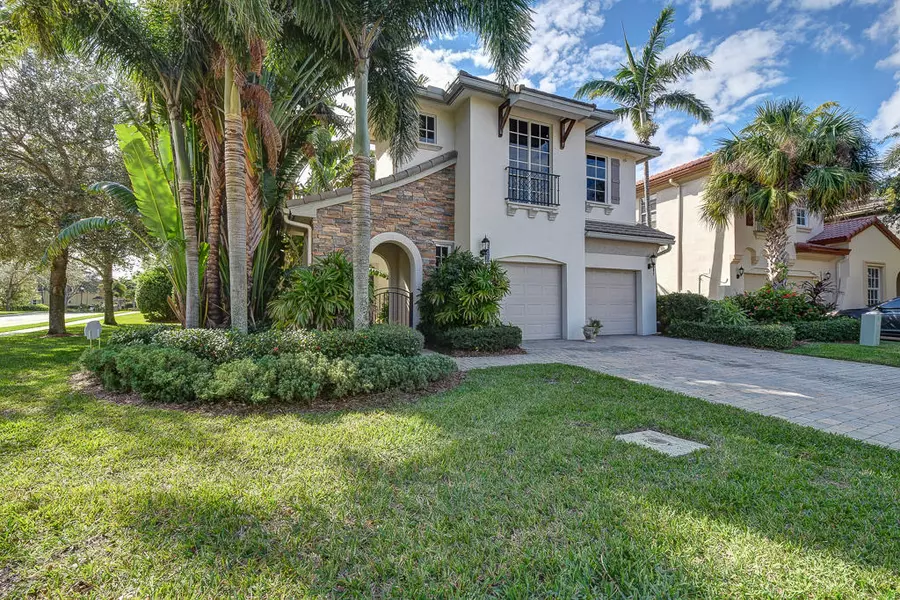 1903 Flower DR, Palm Beach Gardens, FL 33410