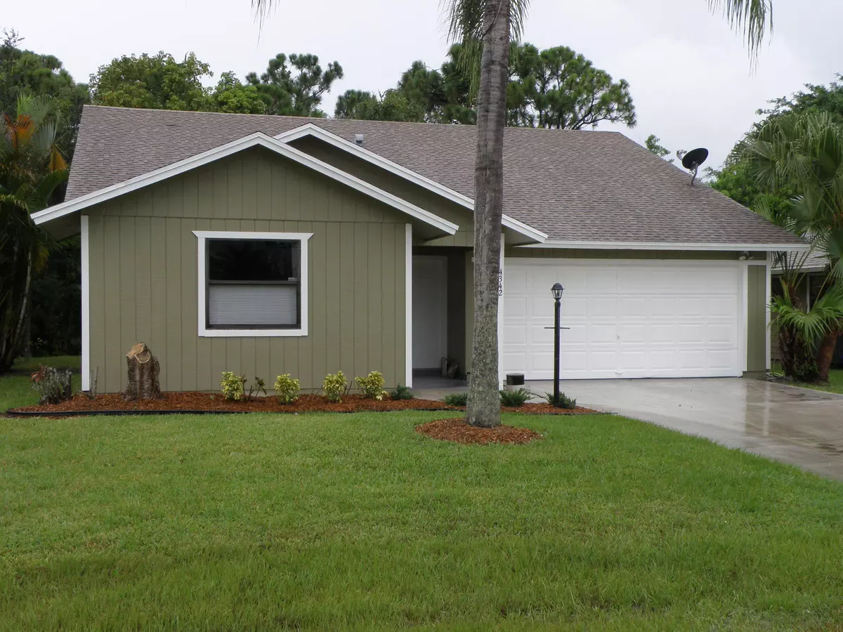 Stuart, FL 34997,4342 SE Satinleaf PL