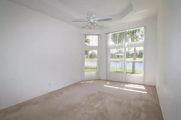 Lake Worth, FL 33467,7899 Brookside CT